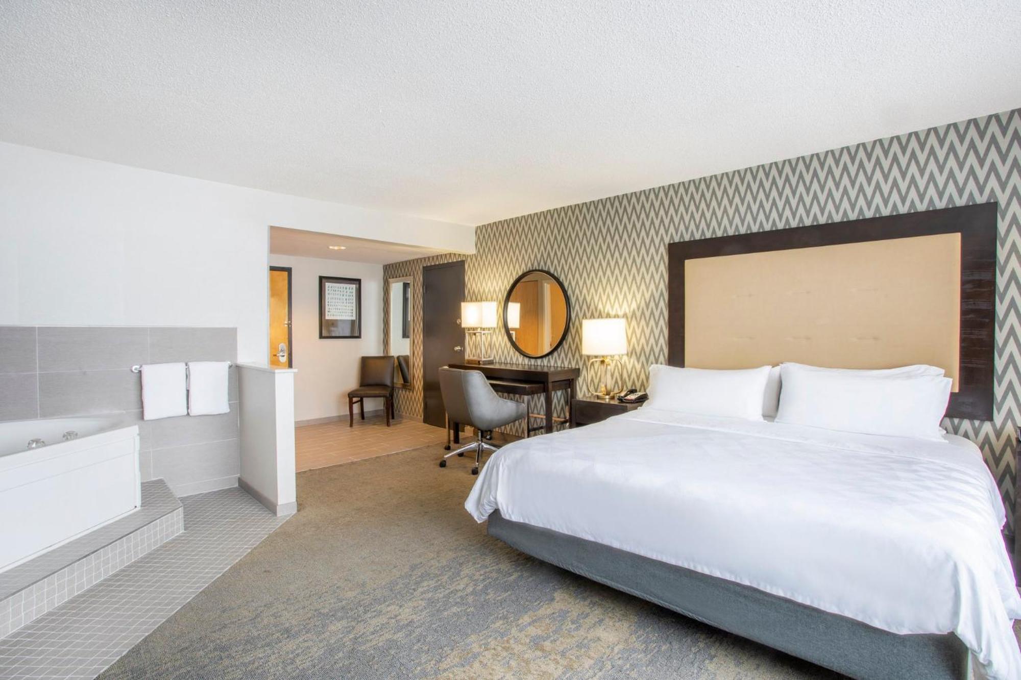 Holiday Inn & Suites Parsippany Fairfield By Ihg Exterior foto