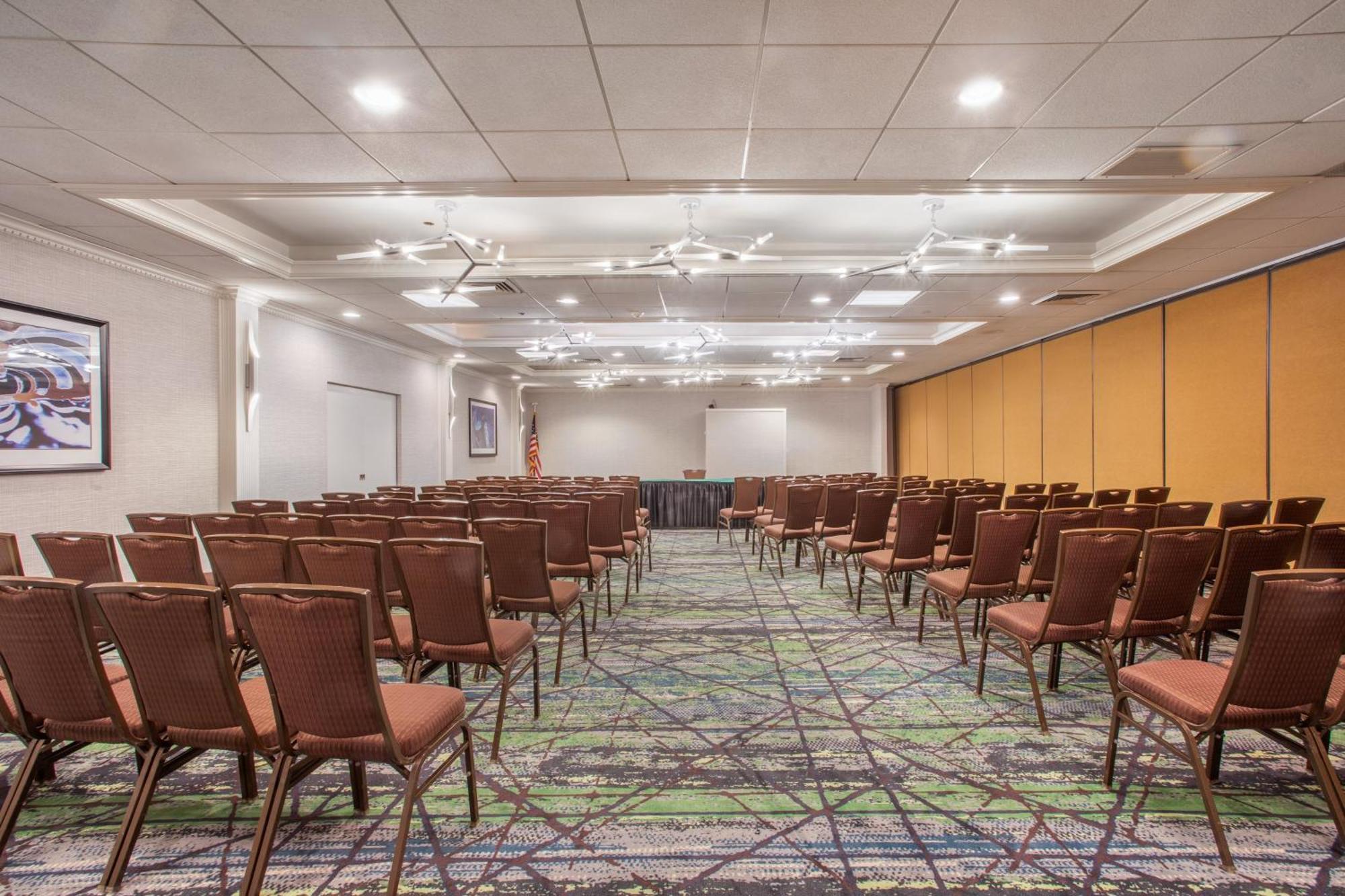 Holiday Inn & Suites Parsippany Fairfield By Ihg Exterior foto